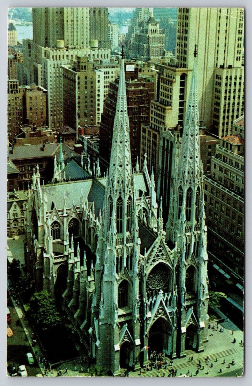 1959 St. Patrick's Cathedral NYC Postcard Alfred Mainzer 57761 Church St Station